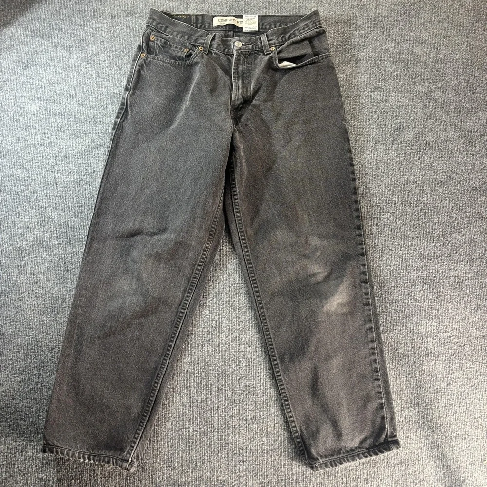Vintage Levis 560 Jeans Mens 31x30 Gray Relaxed Tapered Denim Pants USA 90s‎